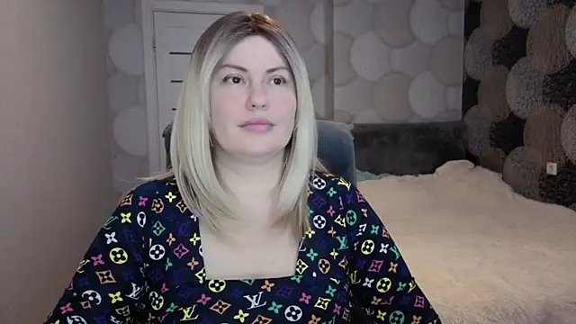 CrystallKiss online show from 24, 11, 2025