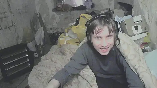 Snapshot of makarov1993 chatting on 18, 4, 2026 makarov1993 online show from 18, 4, 2026