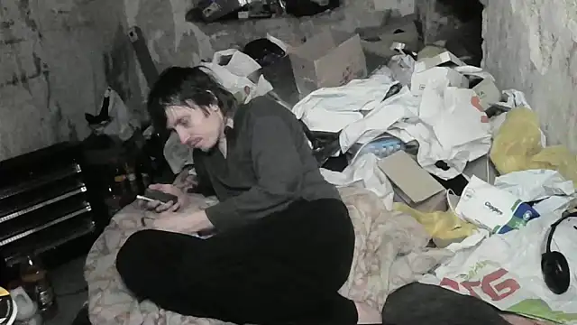 Snapshot of makarov1993 chatting on 6, 6, 2026 makarov1993 online show from 6, 6, 2026