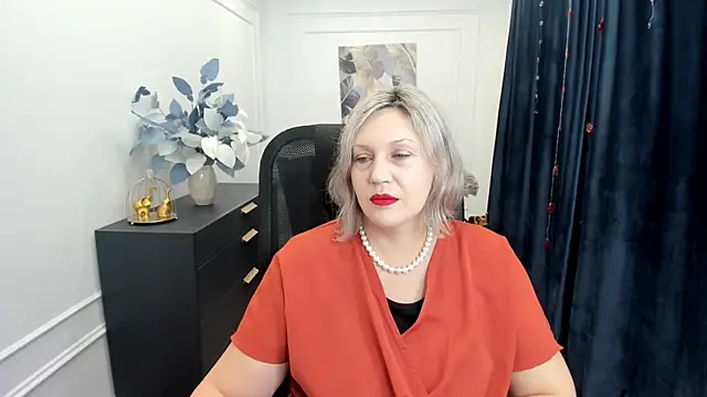 NinaStarle online show from 22, 11, 2025