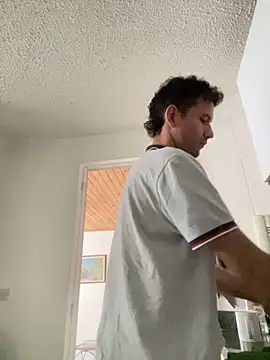 Snapshot of Michaell_Spinelly chatting on 27, 9, 2025 Michaell Spinelly online show from 27, 9, 2025