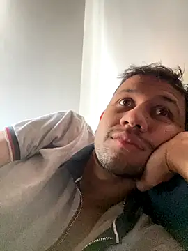 Snapshot of Michaell_Spinelly chatting on 5, 10, 2025 Michaell Spinelly online show from 5, 10, 2025