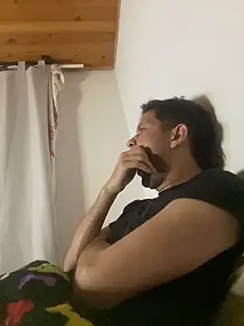 Snapshot of Michaell_Spinelly chatting on 30, 11, 2025 Michaell Spinelly online show from 30, 11, 2025