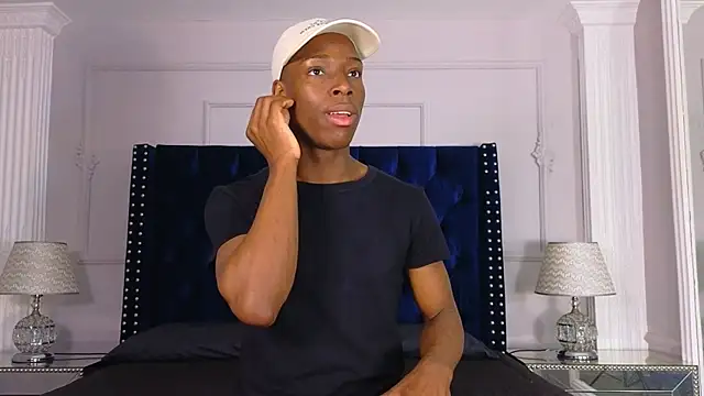 Snapshot of CharlesBrown_ chatting on 22, 4, 2026 CharlesBrown online show from 22, 4, 2026