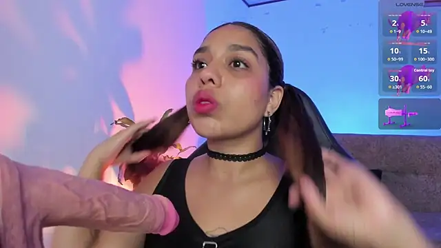 Snapshot of giselle_upp chatting on 25, 3, 2026 giselle upp online show from 25, 3, 2026