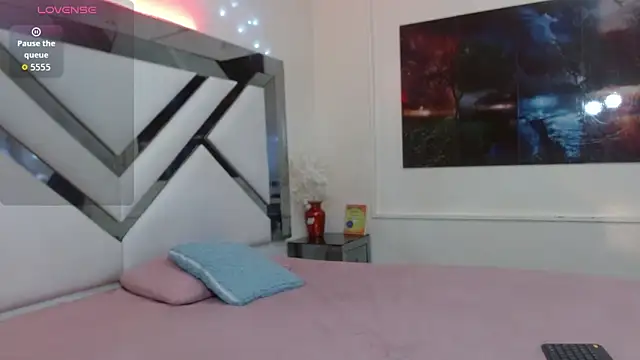 samara selene online show from 3, 2, 2026