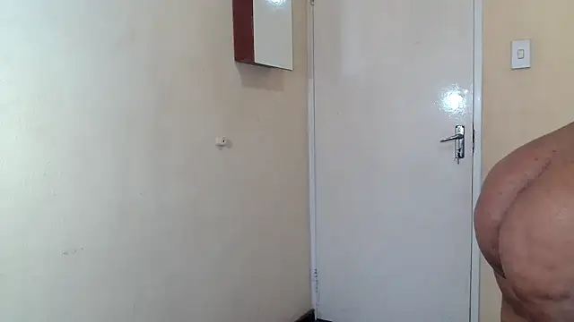 HugeTitisxx online show from 20, 3, 2026