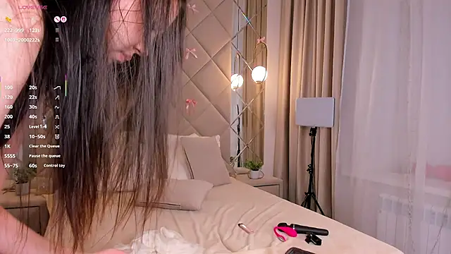 Snapshot of Nelly_Kimm chatting on 30, 3, 2026 Nelly Kimm online show from 30, 3, 2026