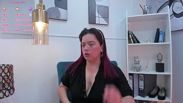 Snapshot of VeronicaBlake chatting on 30, 6, 2026 VeronicaBlake online show from 30, 6, 2026