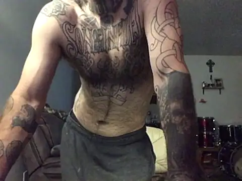 Snapshot of BlueCollarTattoos chatting on 23, 7, 2026 BlueCollarTattoos online show from 23, 7, 2026