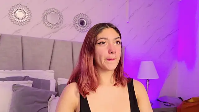 Snapshot of Victoria_Beaumont chatting on 6, 7, 2026 Victoria Beaumont online show from 6, 7, 2026