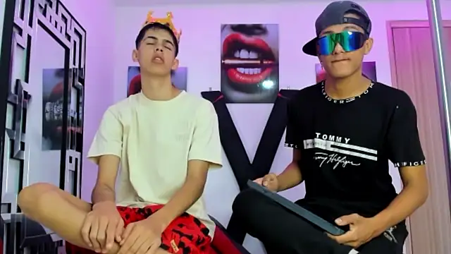 TWINKS FRIENDS online show from 27, 10, 2025