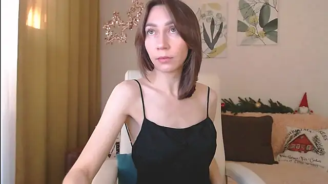 Snapshot of GoodGlamorGirl chatting on 8, 1, 2025 GoodGlamorGirl online show from 8, 1, 2025