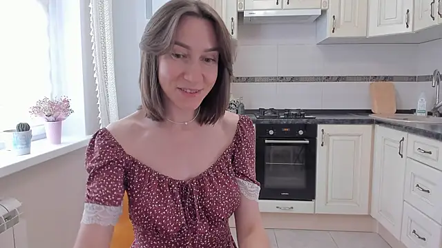 Snapshot of GoodGlamorGirl chatting on 4, 6, 2026 GoodGlamorGirl online show from 4, 6, 2026