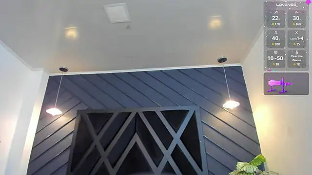 zoe martins  online show from 16, 9, 2025