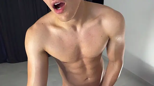 Maxx Lancaster online show from 22, 9, 2025