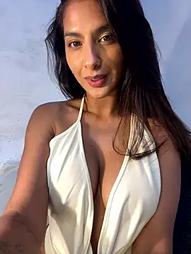 Snapshot of chicachocolate01 chatting on 6, 1, 2026 chicachocolate01 online show from 6, 1, 2026