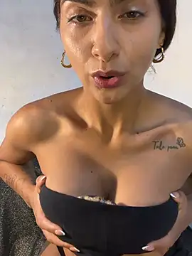 Snapshot of chicachocolate01 chatting on 20, 2, 2026 chicachocolate01 online show from 20, 2, 2026