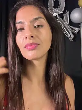 Snapshot of chicachocolate01 chatting on 9, 4, 2026 chicachocolate01 online show from 9, 4, 2026