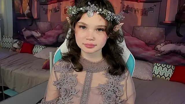 EmilyChaves online show from 30, 10, 2025