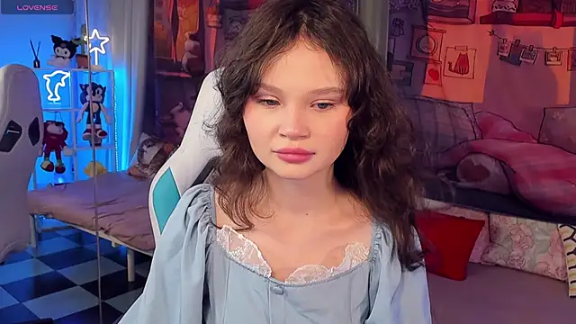 EmilyChaves online show from 15, 12, 2025