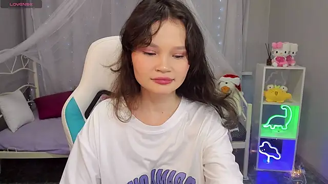 EmilyChaves online show from 19, 12, 2025