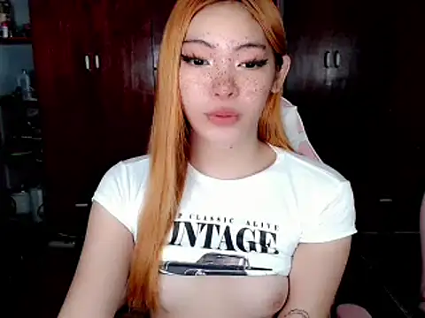 Snapshot of Miss_hornydolly chatting on 1, 12, 2025 Miss hornydolly online show from 1, 12, 2025