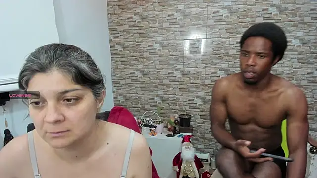 Snapshot of queemking chatting on 19, 12, 2025 queemking online show from 19, 12, 2025