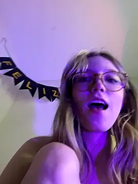 ReenKitty online show from 11, 10, 2025