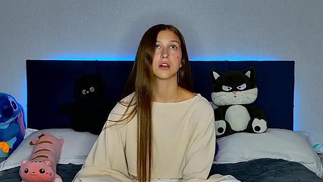 Snapshot of MissEmilyMiller chatting on 23, 3, 2026 MissEmilyMiller online show from 23, 3, 2026