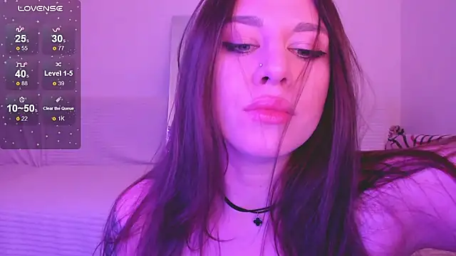 Lil Foxy9 online show from 2, 12, 2025