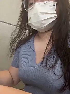 Snapshot of ariel_613 chatting on 3, 10, 2025 ariel 613 online show from 3, 10, 2025