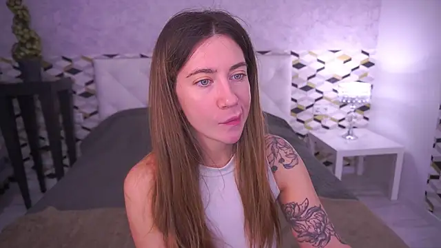 Snapshot of KateShanny chatting on 2, 4, 2026 KateShanny online show from 2, 4, 2026