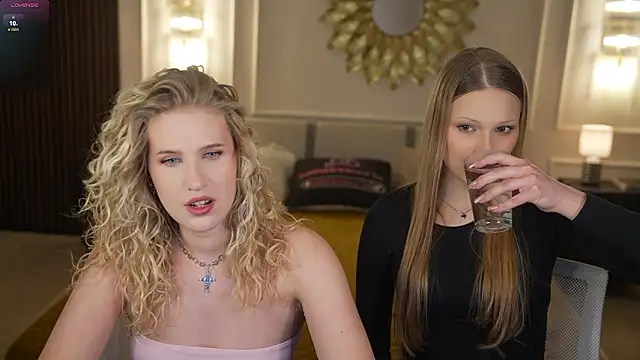 Snapshot of Scarlett_Sweet054 chatting on 26, 3, 2026 Scarlett Sweet054 online show from 26, 3, 2026