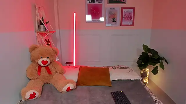 Snapshot of Camila_Rivers chatting on 26, 11, 2025 Camila Rivers online show from 26, 11, 2025