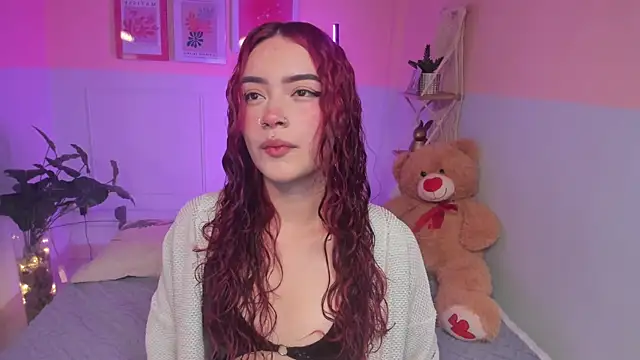 Snapshot of Camila_Rivers chatting on 2, 12, 2025 Camila Rivers online show from 2, 12, 2025