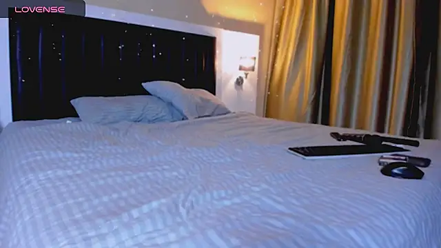 marrenaa online show from 19, 12, 2025