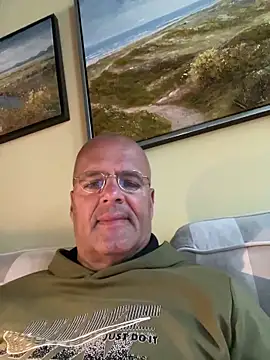 Renebisex online show from 3, 5, 2026