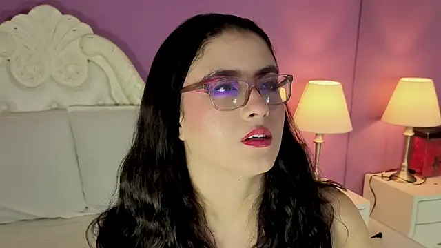 LiLLiAnderson online show from 6, 10, 2025