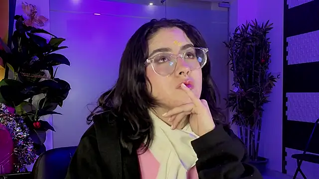 Snapshot of LiLLiAnderson chatting on 6, 1, 2026 LiLLiAnderson online show from 6, 1, 2026