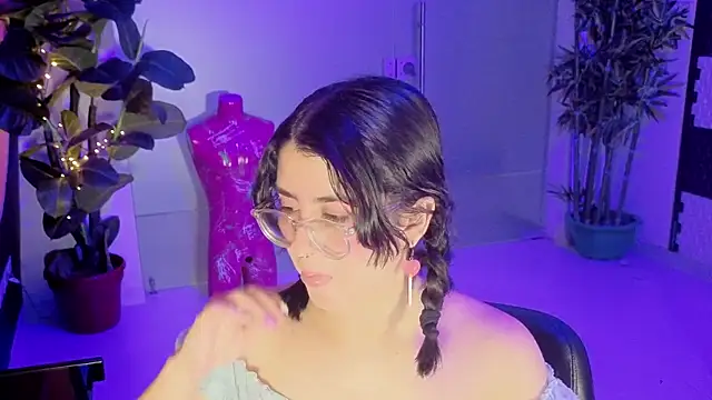 Snapshot of LiLLiAnderson chatting on 9, 2, 2026 LiLLiAnderson online show from 9, 2, 2026