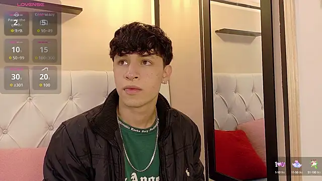 Snapshot of Axel__Evans chatting on 30, 9, 2025 Axel Evans online show from 30, 9, 2025