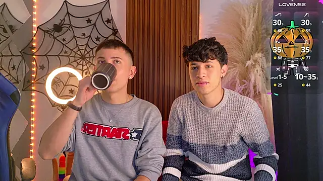 Snapshot of Axel__Evans chatting on 8, 10, 2025 Axel Evans online show from 8, 10, 2025