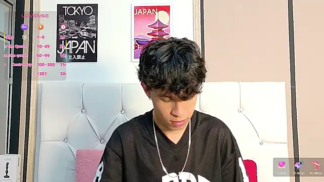 Snapshot of Axel__Evans chatting on 6, 11, 2025 Axel Evans online show from 6, 11, 2025