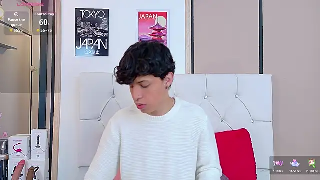 Snapshot of Axel__Evans chatting on 20, 11, 2025 Axel Evans online show from 20, 11, 2025