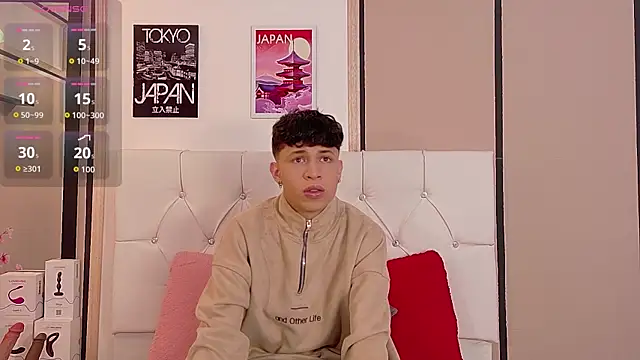 Snapshot of Axel__Evans chatting on 28, 11, 2025 Axel Evans online show from 28, 11, 2025