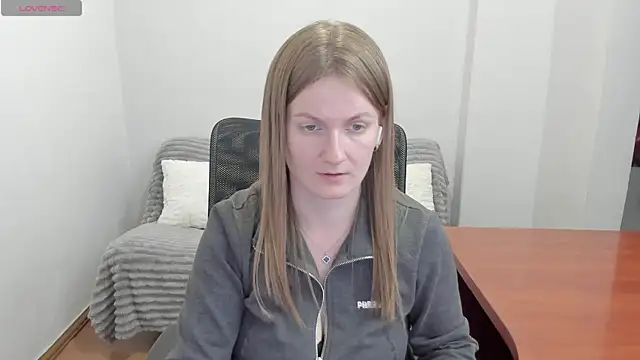 Alisha Skyes online show from 5, 4, 2026