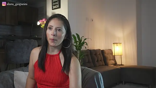 alana gasparini online show from 28, 11, 2025