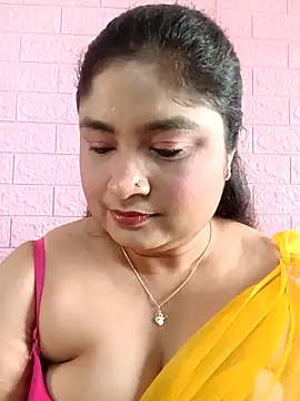 Snapshot of hornyriyanka chatting on 19, 4, 2026 hornyriyanka online show from 19, 4, 2026