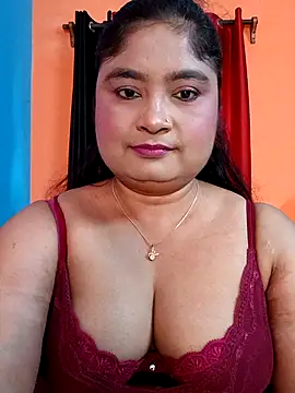 Snapshot of hornyriyanka chatting on 24, 4, 2026 hornyriyanka online show from 24, 4, 2026